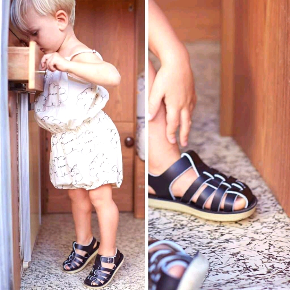 SUN*SAN leather sandals New